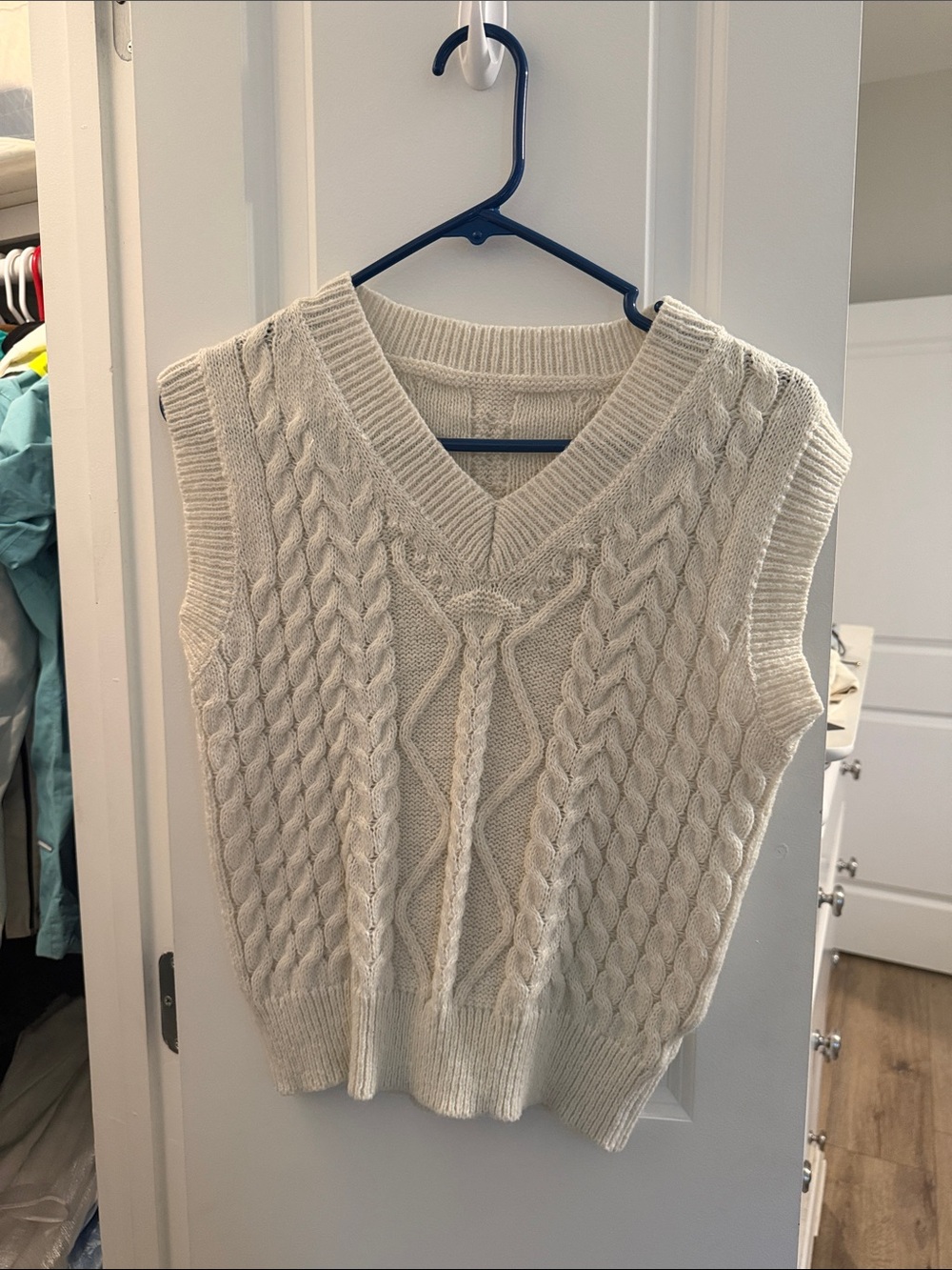 Cable Knit V-Neck Sweater Vest in Cream